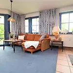 Oewern Diek App 25 Wustrow (Fischland)