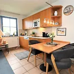 Oewern Diek App 25 Wustrow (Fischland)