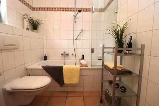 Oewern Diek App 25 Wustrow (Fischland)